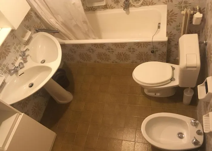 Alpine Treasure 2 Апартаменти *